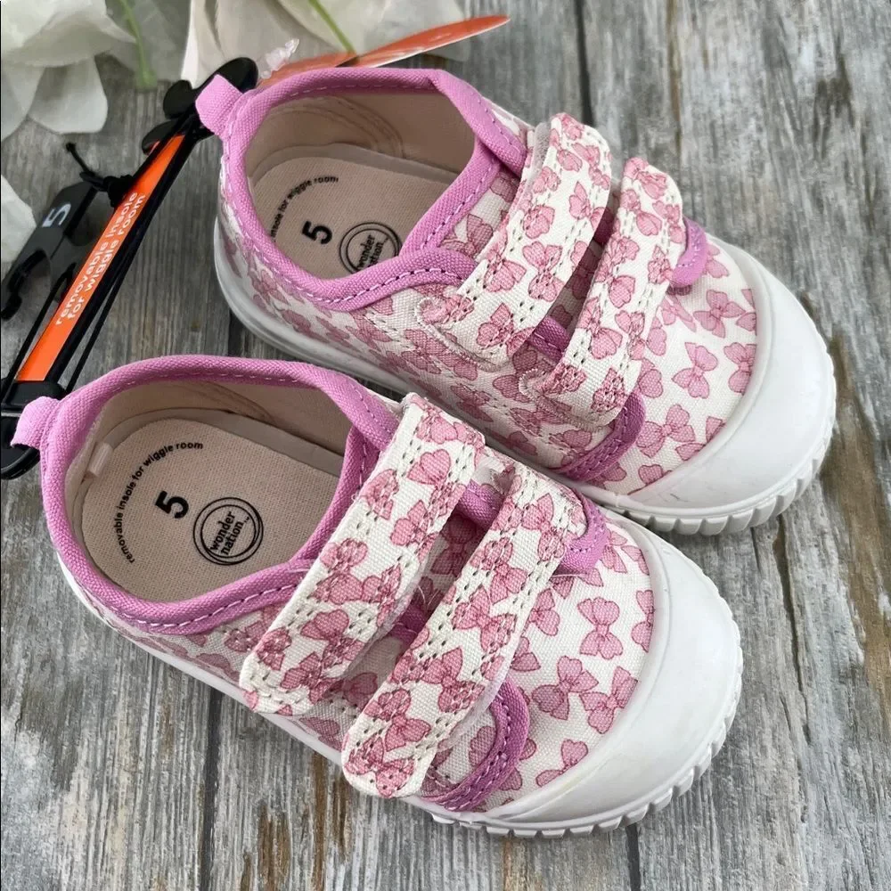 Baby Girls Two Strap Bump Toe Sneakers Shoes Size 5